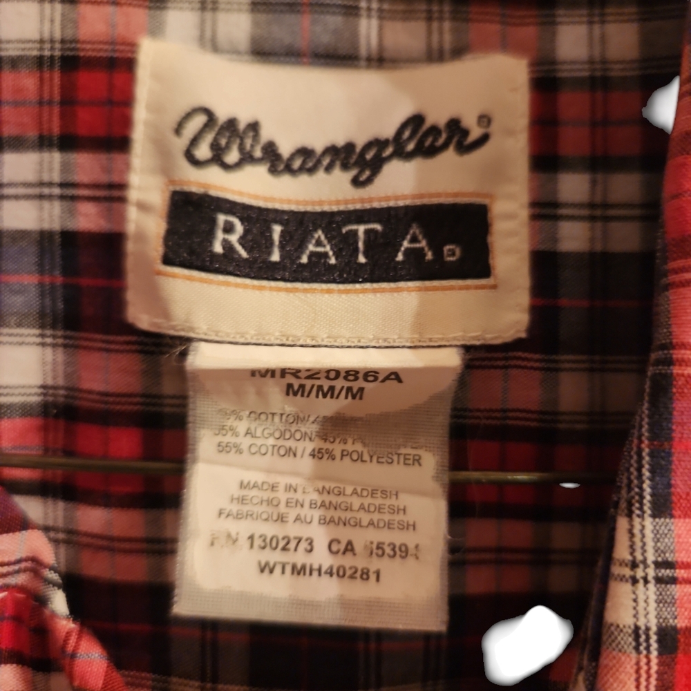 Wrangler Riata Size Med - Picture 2 of 2